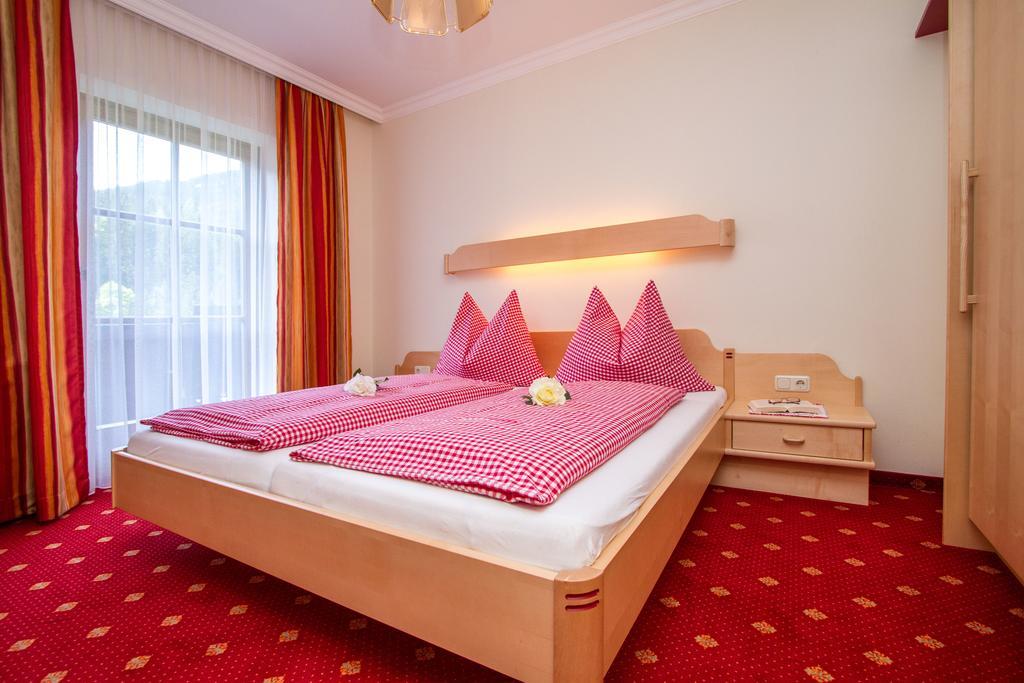 Apartament Obertaxinghof Saalbach-Hinterglemm Zewnętrze zdjęcie